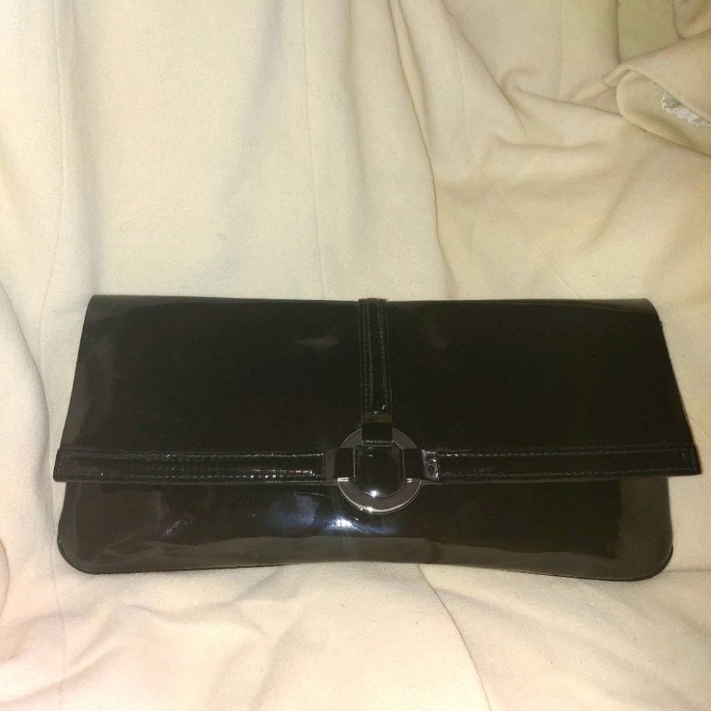 COPY - LK Bennett patent clutch